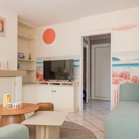 Tres Belle Maison Avec Exterieur - Quartier - 4 8 Personnes Nyaraló *