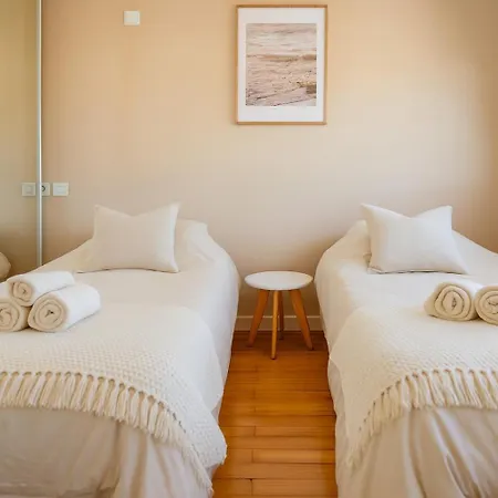 Tres Belle Maison Avec Exterieur - Quartier - 4 8 Personnes Nyaraló