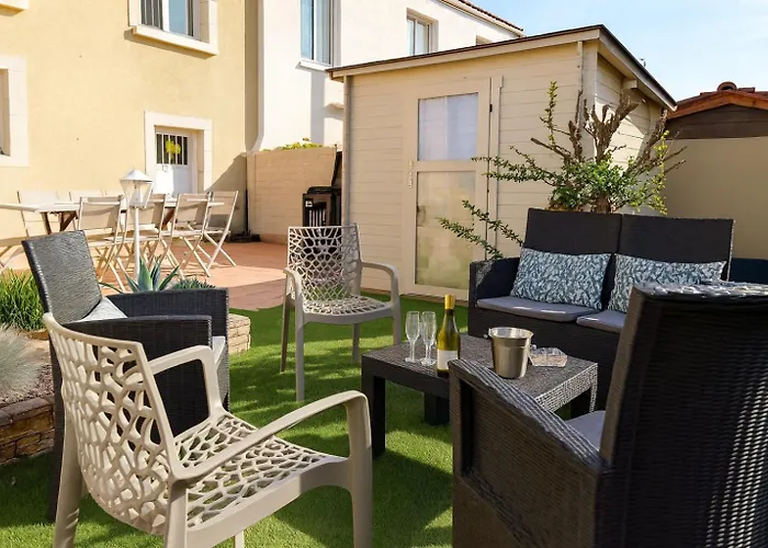 Tres Belle Maison Avec Exterieur - Quartier - 4 8 Personnes * La Chaume